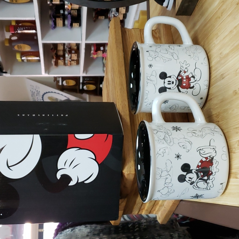 Mickey Mouse Mugs! New in box